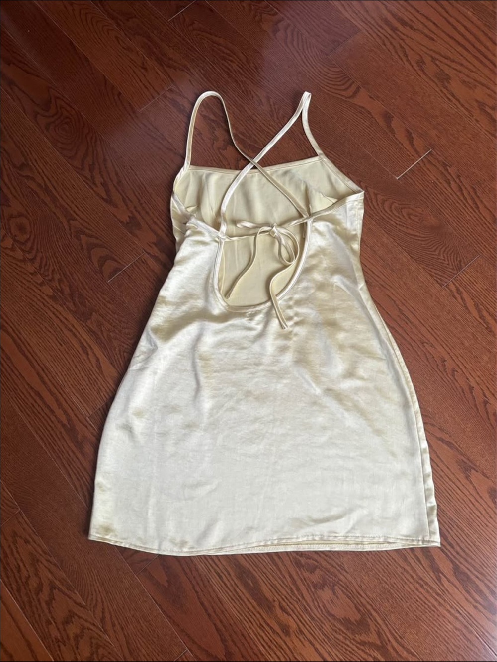 Motel Rocks Small Batsy Mini Dress Butter Yellow - Picture 6 of 7